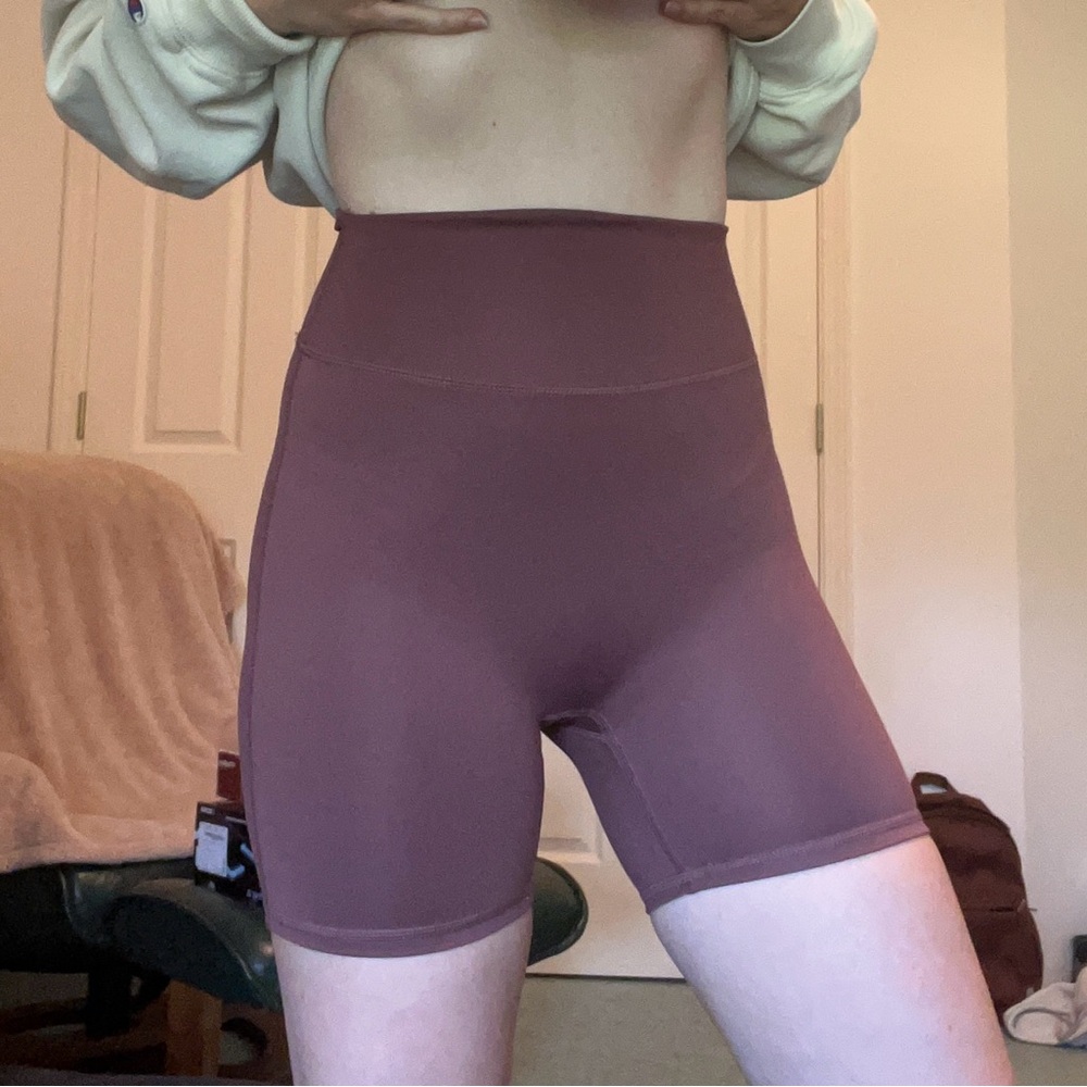 Women's High-Waisted Workout Shorts - Brown